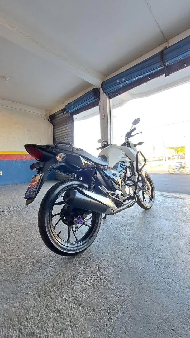 HONDA CG 160 FAN TRASEIRA DIREITA